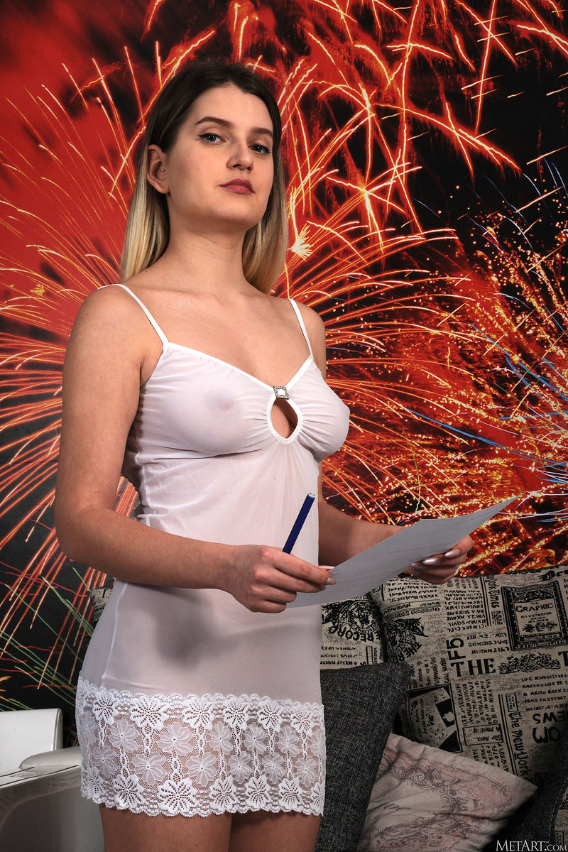 Людмила, 25 лет, 0 размер груди